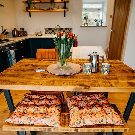 The Little Cottage By Truabode Holiday Lets & Short Lets Newquay - Parking, Wifi & Pet Friendly Brauneberg Ngoại thất bức ảnh